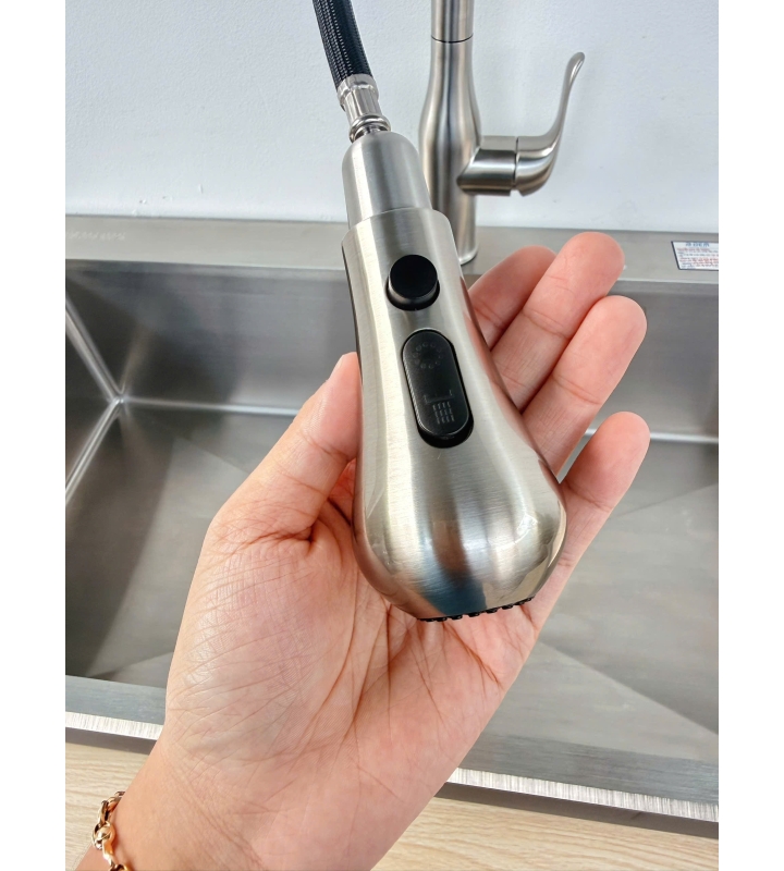 Đầu vòi BG-T07Riva với nút điều khiển các chế độ nước